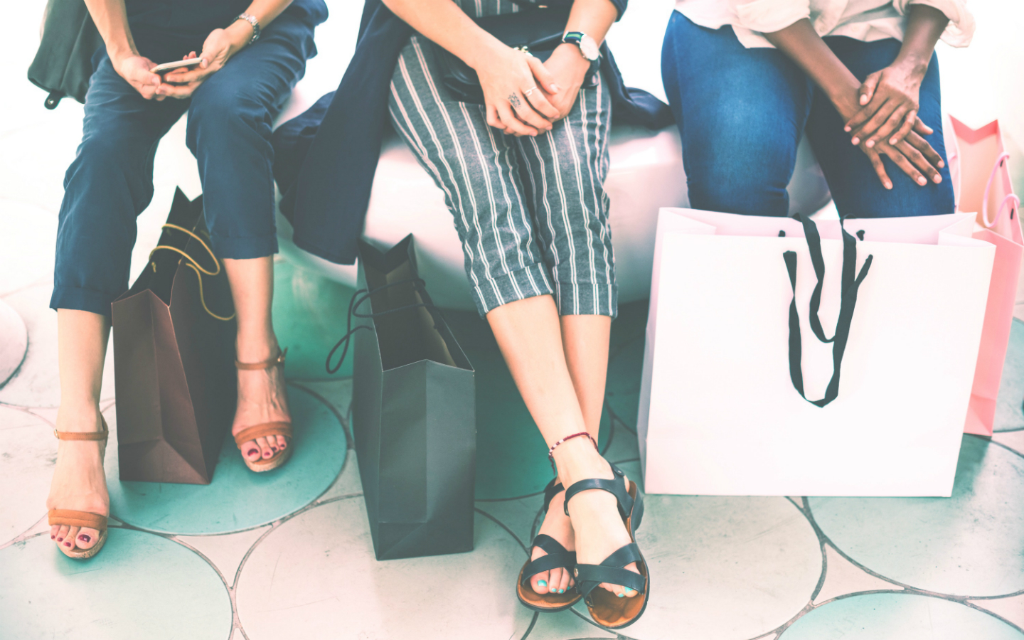 4 top tips for peak blog header | Poq - The app commerce company